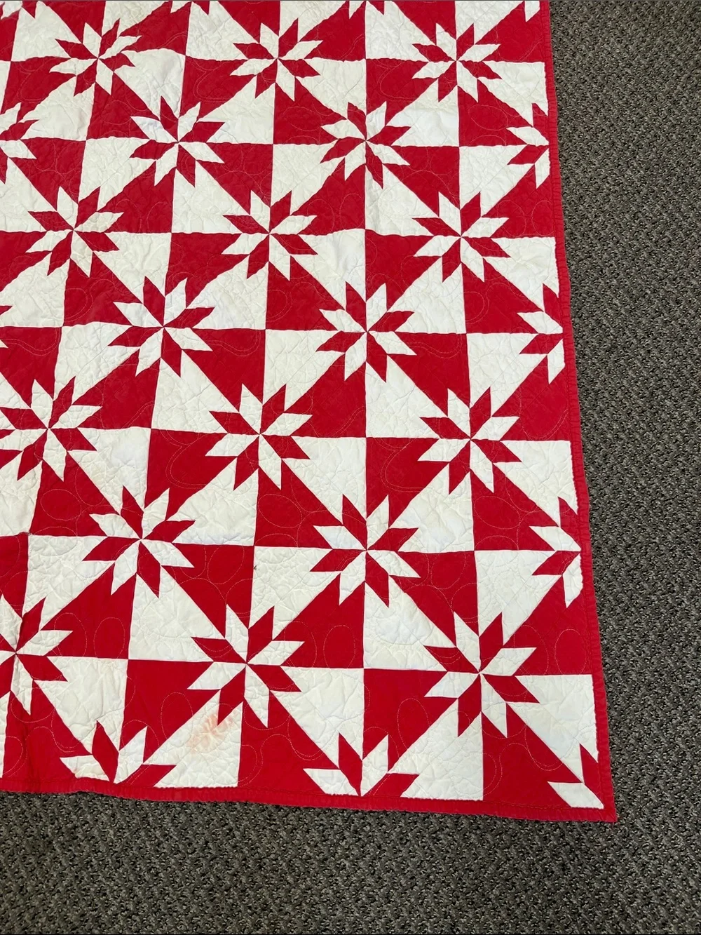 Classic Red and White Star Patchwork w/ Quilt Dog Theme Heavy Cotton  51